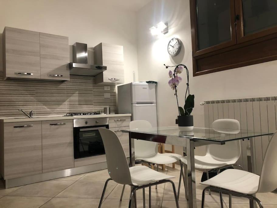 Brand New Apartment فلورنس المظهر الخارجي الصورة